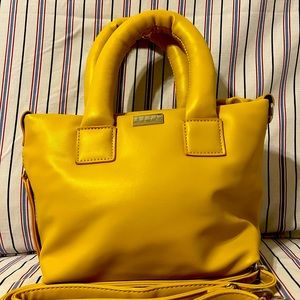 Mustard Beya handbag crossbody.